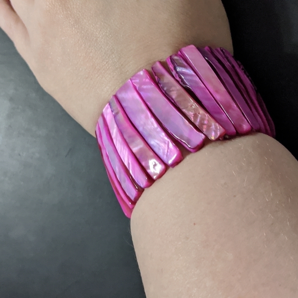 𝅺Pink Fuchsia Natural Shell Spear Stretchy Elastic Statement Bracelet